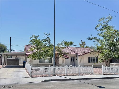 2913 Colanthe Ave, Las Vegas, NV, 89102-2075 | Card Image