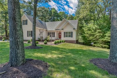 102 Mccauley Parkway, House other with 3 bedrooms, 2 bathrooms and null parking in Aylett VA | Image 3