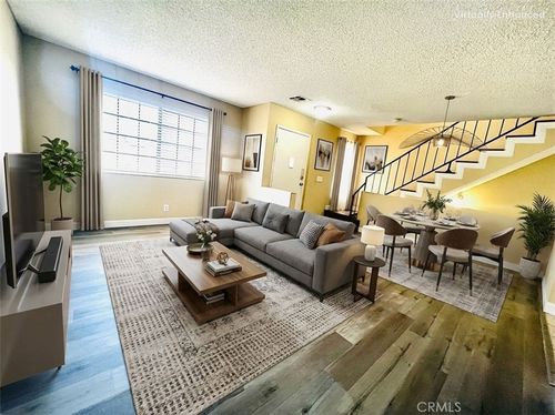 unit-14-5195 Walnut Ave, Chino, CA, 91710-2597 | Card Image