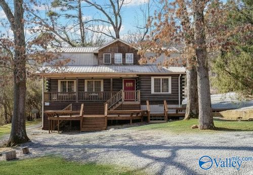 195 Benson Rd, Scottsboro, AL, 35769-9162 | Card Image