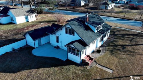 1212 H St, Geneva, NE, 68361-2121 | Card Image