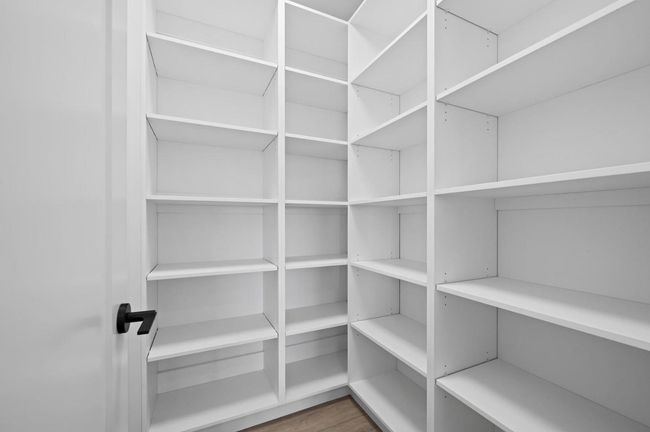 136 Carringvue Pl Nw, House other with 3 bedrooms, 3 bathrooms and 4 parking in Calgary AB | Image 11