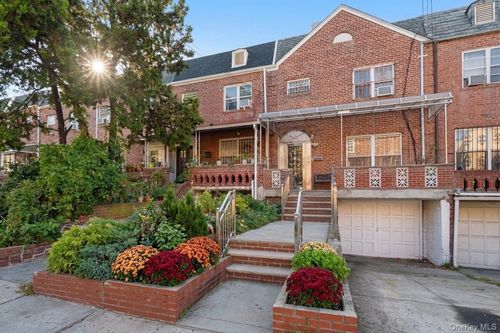 43-18 57th Street, New York, NY, 11377 | Card Image