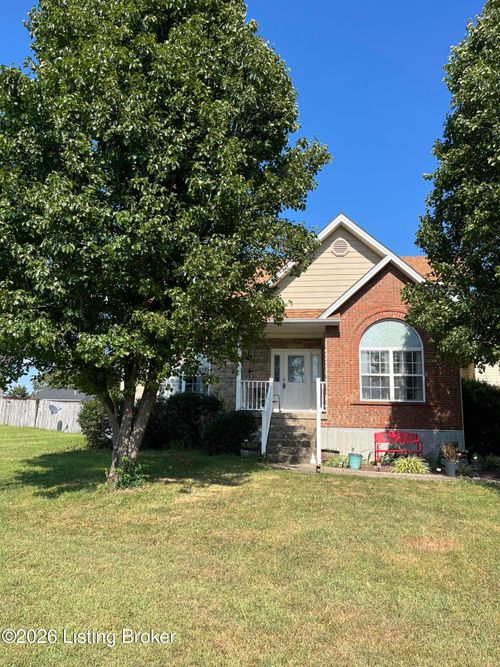 4900 S Woodland Dr, Radcliff, KY, 40160-8339 | Card Image