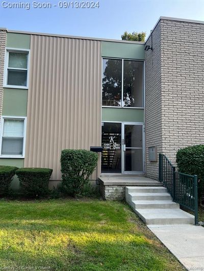 43 - 32989 Fargo Street, Condo with 1 bedrooms, 1 bathrooms and null parking in Livonia MI | Image 2