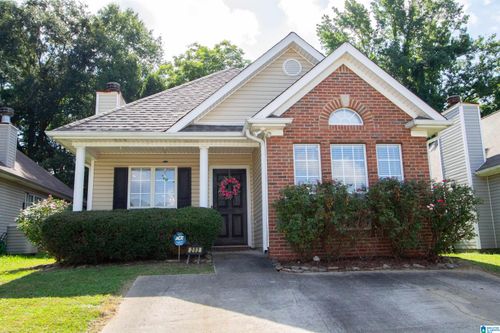 202 Hidden Creek Pkwy, PELHAM, AL, 35124-4863 | Card Image