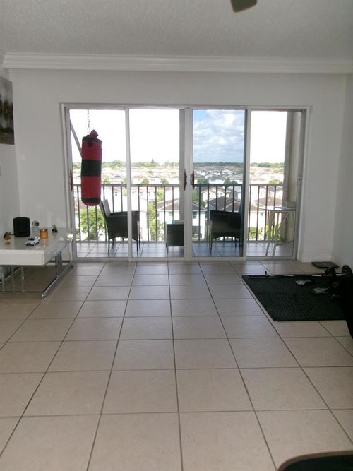 apt-608-1101 Crystal Lake Dr, Deerfield Beach, FL, 33064-1938 | Card Image