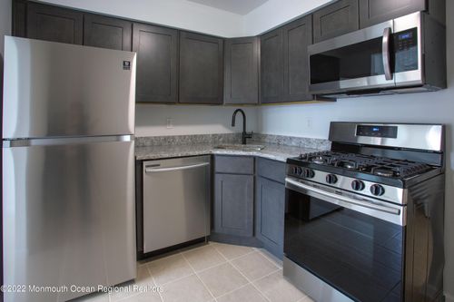 49 Diane Dr, Tinton Falls, NJ, 07753-7949 | Card Image