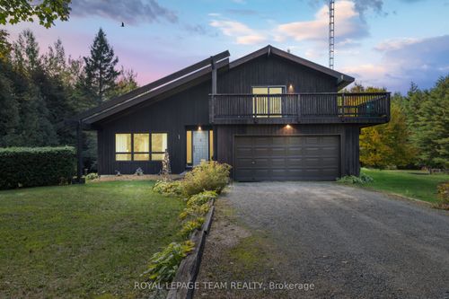 7268 Harnett Rd, North Gower, ON, K0A2T0 | Card Image