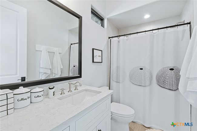 Bedroom 3 En-Suite Bathroom | Image 21