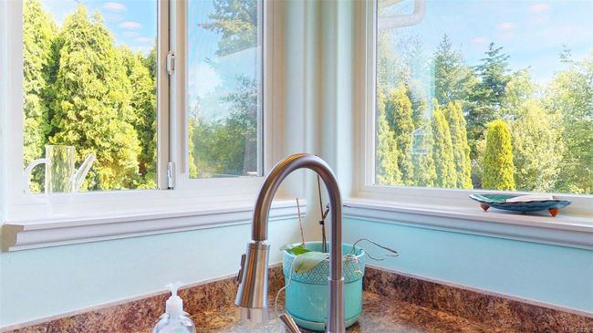 2113 Amethyst Way, House other with 5 bedrooms, 3 bathrooms and 2 parking in Sooke BC | Image 15