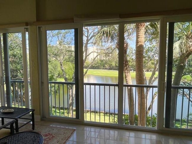 2502 Fairway Dr N, Condo with 3 bedrooms, 4 bathrooms and null parking in Jupiter FL | Image 18