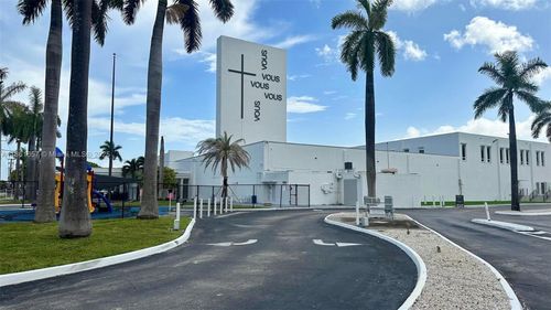 ste-221-17801 Nw 2nd Ave, Miami Gardens, FL, 33169-5029 | Card Image