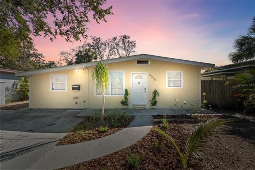 6326 3rd Ave S, ST PETERSBURG, FL, 33707-1441 | Card Image