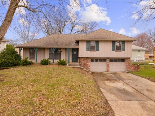 610 Belton Ave, Belton, MO, 64012-1759 | Card Image