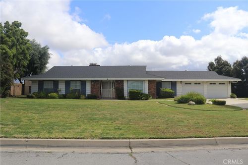 5723 N Sycamore Ave, Rialto, CA, 92377 | Card Image