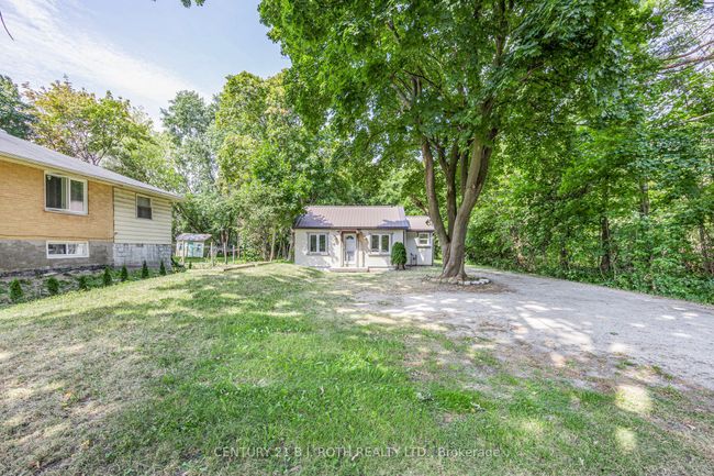 118 Wellington St W, House other with 2 bedrooms, 2 bathrooms and 8 parking in Barrie ON | Image 4