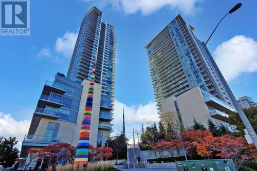 707-70 Forest Manor Rd, North York, ON, M2J0A9 | Card Image