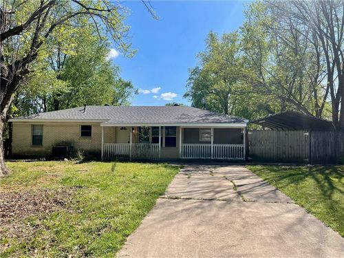 2209 Sycamore Pl, Springdale, AR, 72762-7341 | Card Image