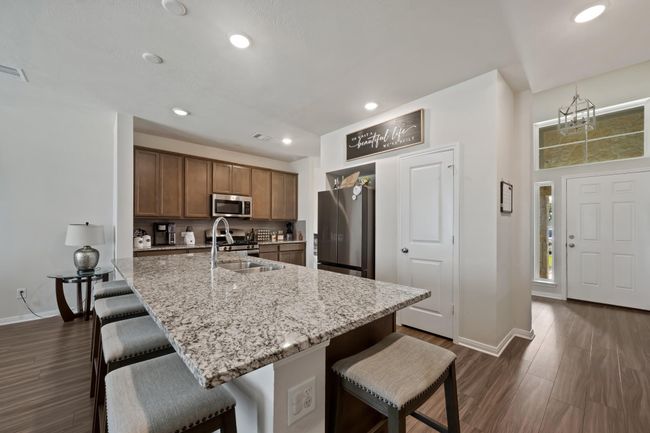 2040 Muscadine Trl, House other with 3 bedrooms, 2 bathrooms and 2 parking in Brenham TX | Image 10