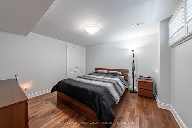8 Petunias Rd, House attached with 4 bedrooms, 2 bathrooms and 3 parking in Brampton ON | Image 33