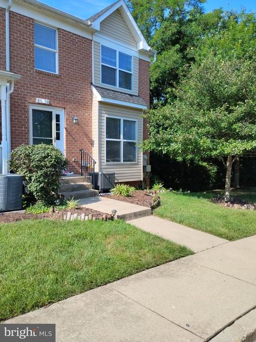 9d-3520 65th Ave, HYATTSVILLE, MD, 20784-2464 | Card Image