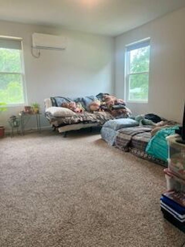 1st Bedroom | Image 9