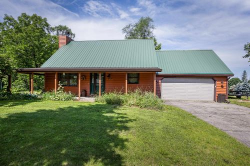 400 Oak St, Argyle, WI, 53504-9752 | Card Image