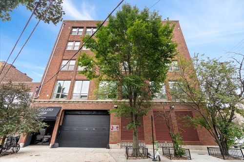 3e-3323 N Paulina St, Chicago, IL, 60657-1077 | Card Image