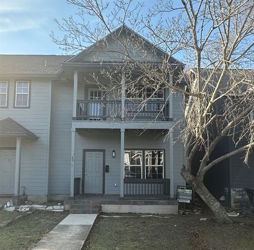 38 Deer Ridge Rd, Wimberley, TX, 78676-2206 | Card Image