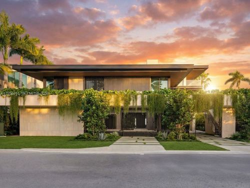 255 Ocean Blvd, Golden Beach, FL, 33160-2209 | Card Image