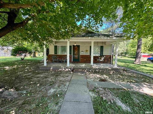 404 N Seba St, Hurst, IL, 62949-1083 | Card Image