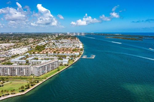 apt-419-801 Lake Shore Dr, Lake Park, FL, 33403-2926 | Card Image
