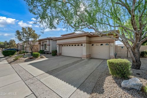 4503 E Robin Lane, Phoenix, AZ, 85050 | Card Image