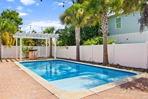 4571 Luke Ave, Destin, FL, 32541-3612 | Card Image