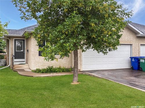 20-110 Banyan Cres, Saskatoon, SK, S7V1G7 | Card Image