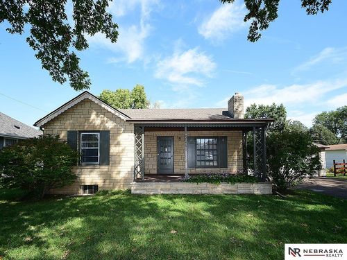 5040 Dudley St, Lincoln, NE, 68504-3131 | Card Image