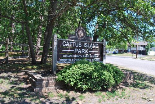 1230 Cattus Island Blvd, Toms River, NJ, 08753-3911 | Card Image