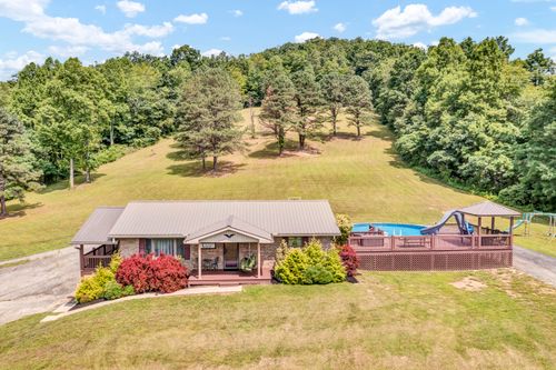 72 Blevins Ln, Vanceburg, KY, 41179-6418 | Card Image