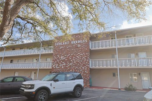 apt-34-3755 S School Ave, SARASOTA, FL, 34239-6233 | Card Image