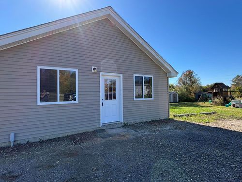 283 Weeks Mills Road, China, ME, 04358 | Card Image