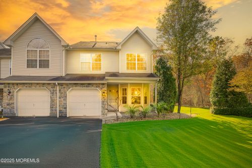 11 Saratoga Ct, Tinton Falls, NJ, 07753-7560 | Card Image