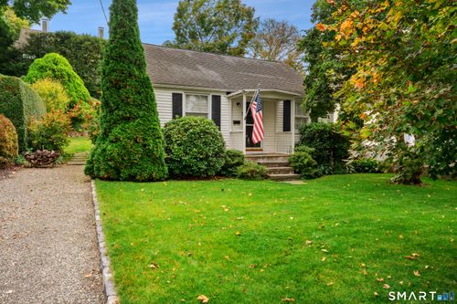 7 Idlewild Manor, Greenwich, CT, 06830 | Card Image