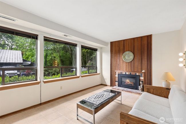5019 E Mercer Way, House other with 4 bedrooms, 3 bathrooms and 2 parking in Mercer Island WA | Image 18