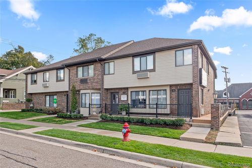 116 Terry Ave, Rochester, MI, 48307-1570 | Card Image