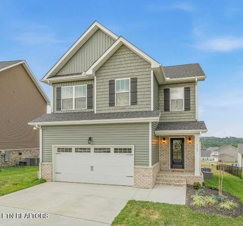 112 Cedarberry St, Oak Ridge, TN, 37830-5829 | Card Image