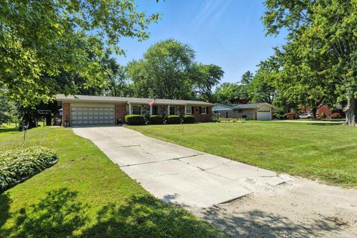 36143 Putnam St, Clinton Township, MI, 48035-1357 | Card Image