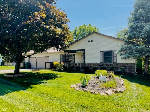 607 Little Eagle Dr, Noblesville, IN, 46060-4141 | Card Image