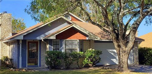808 David Curry Dr, Round Rock, TX, 78664-2742 | Card Image