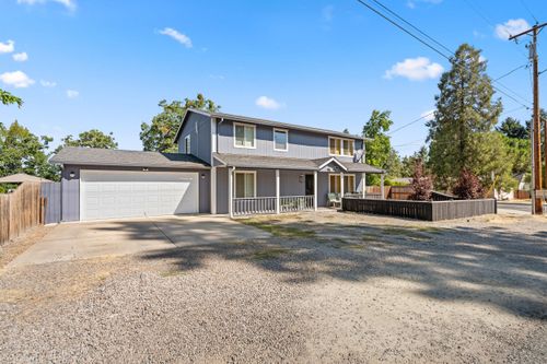 400 5th St, Phoenix, OR, 97535-0310 | Card Image